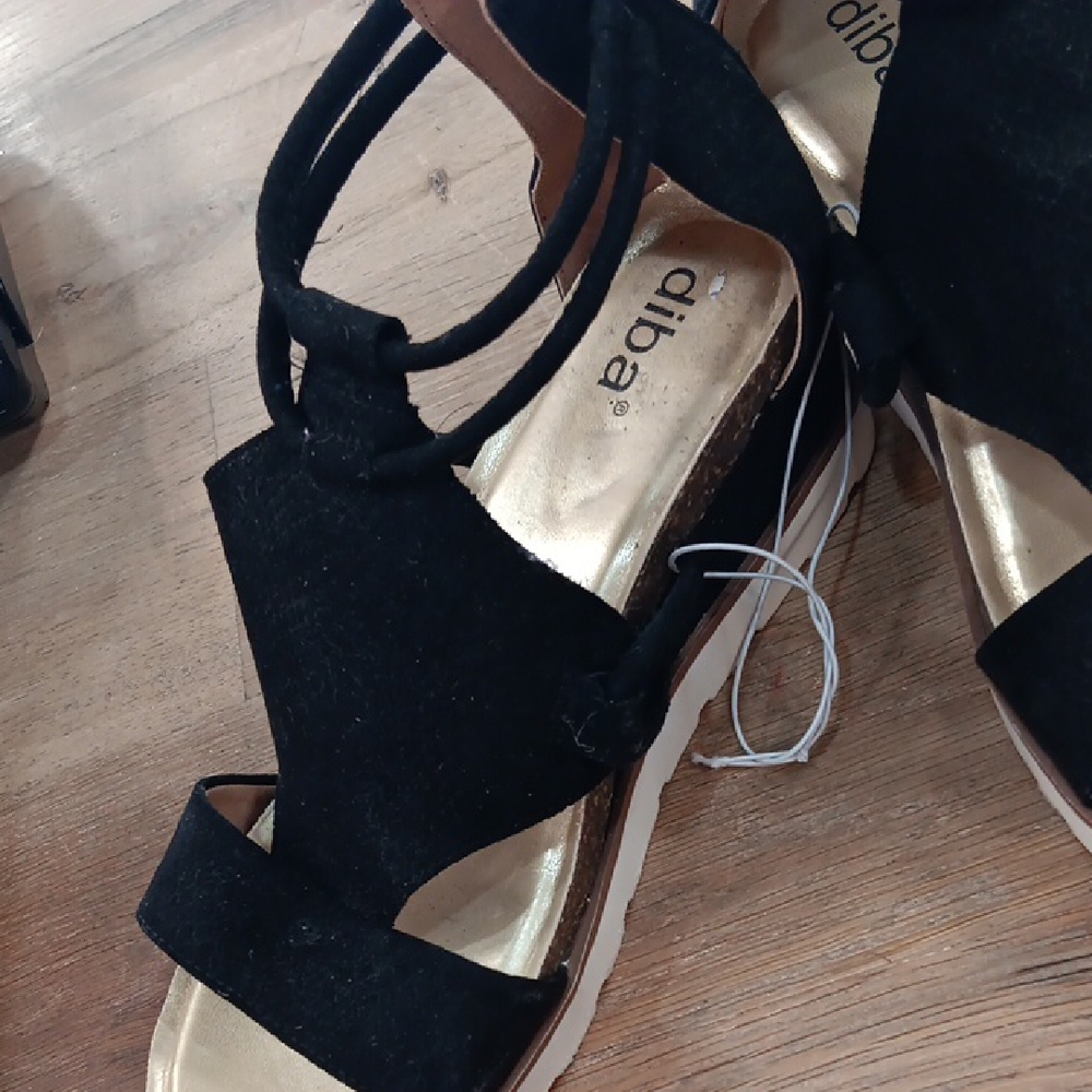 Diba Black and Gold Women's Sandals - Picture 3 of 5